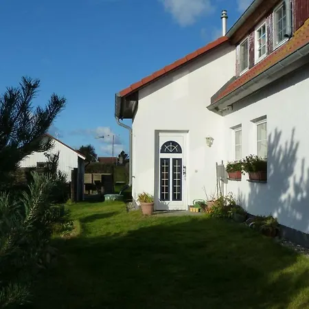 Apartment Ferienwohnung 1, Neuendorf - Hiddensee *